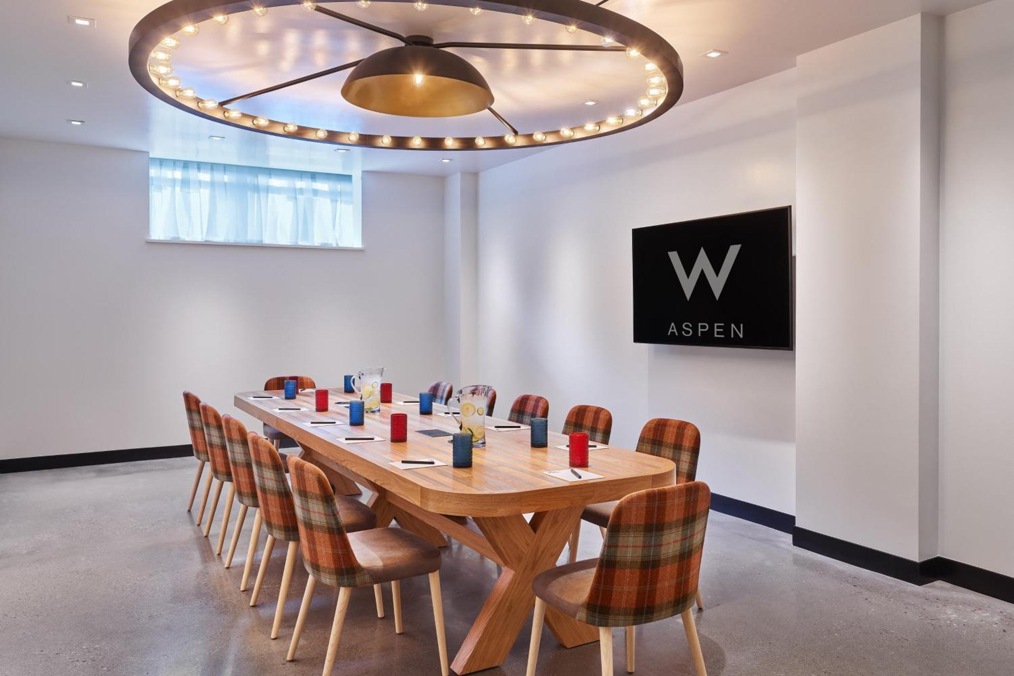 W Aspen Ξενοδοχείο Εξωτερικό φωτογραφία